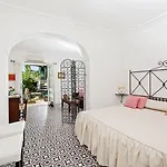 Il Giardino Dell'arte Bed & Breakfast 4*