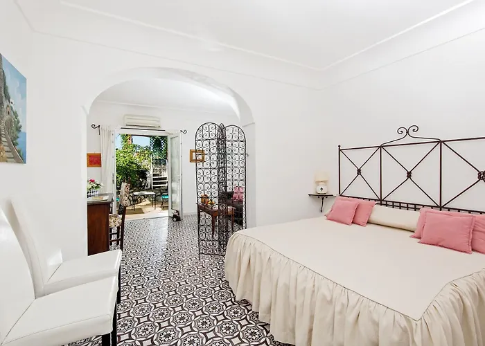 Il Giardino Dell'arte Bed & Breakfast 4*